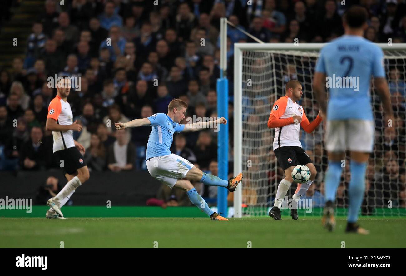 Manchester City's Kevin De Bruyne scores his side's first goal Stock