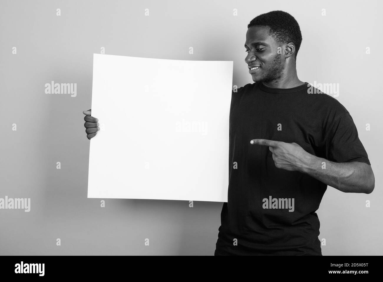 African man smiling side profile Black and White Stock Photos & Images ...