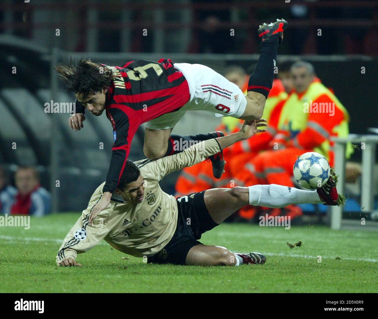 AC Milan's Filippo inzaghi and Bayern Munich's Lucio Stock Photo
