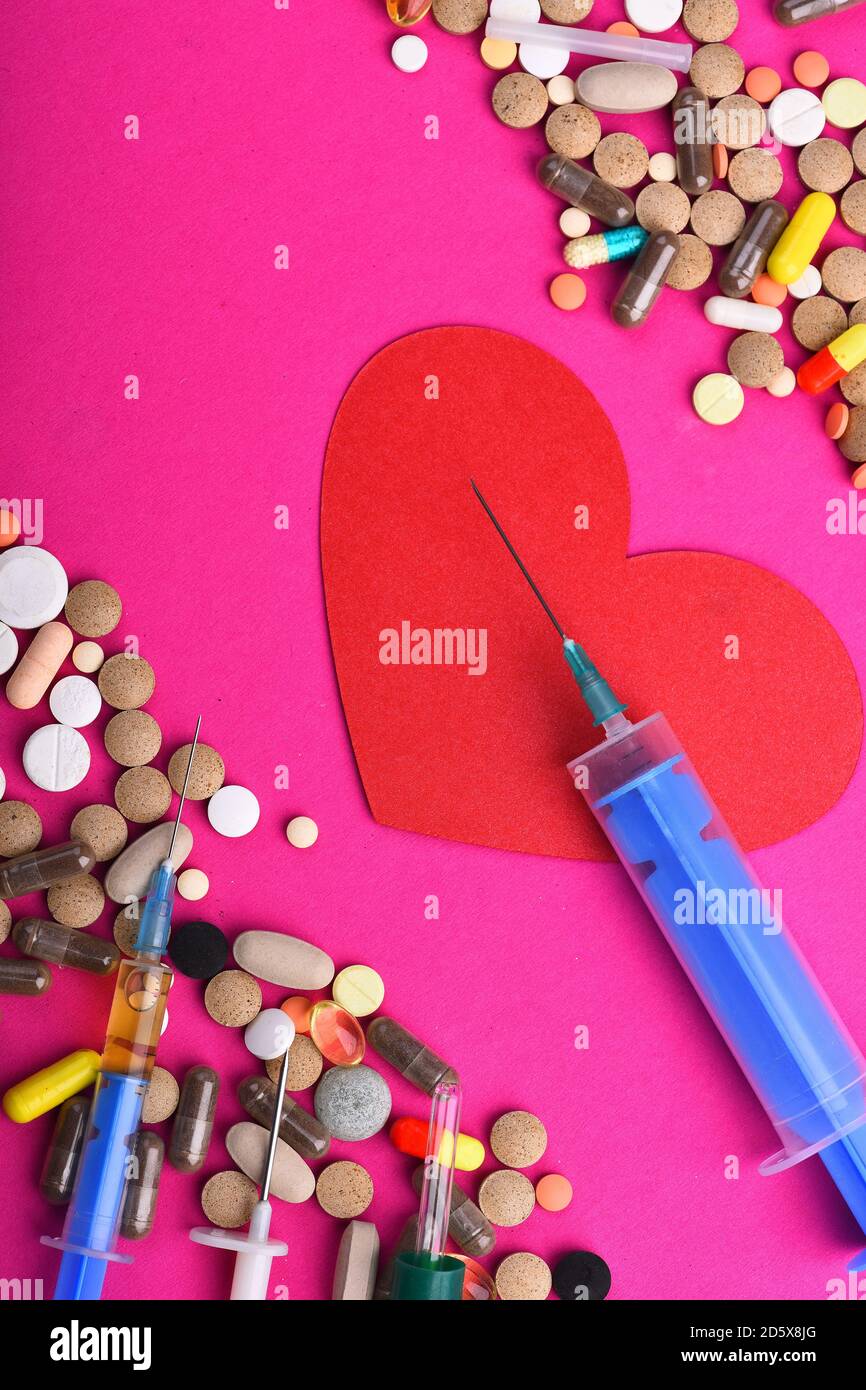 Round Pill Pink High Resolution Stock Photography And Images Alamy