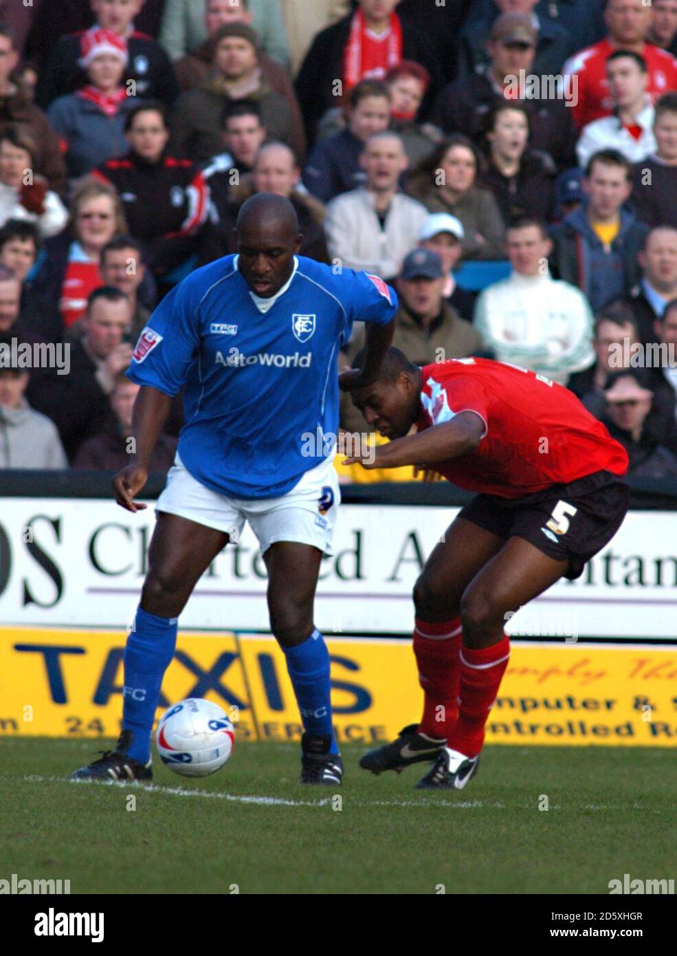 Chesterfields Wayne Allison and Nottingham Forest's Wes in