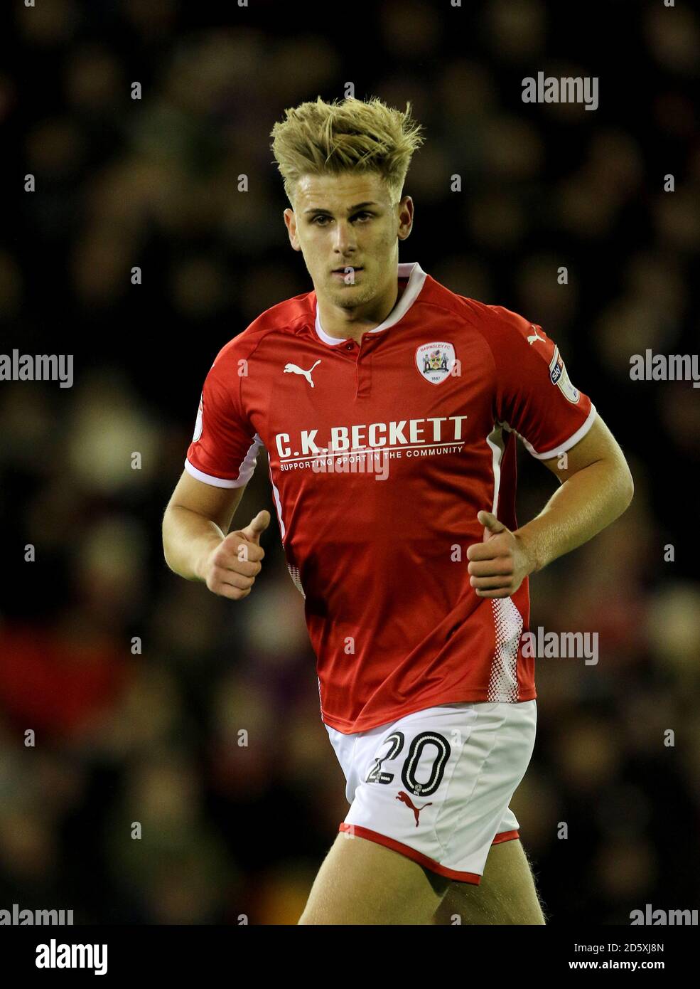 Barnsley's Brad Potts Stock Photo - Alamy