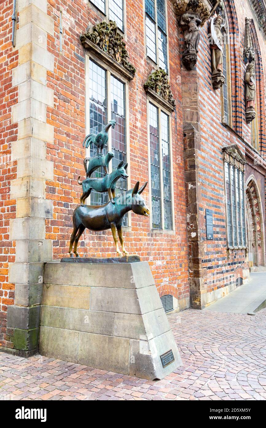 Bronze statue of the Town Musicians of Bremen in Bremen, Germany Stock Photo