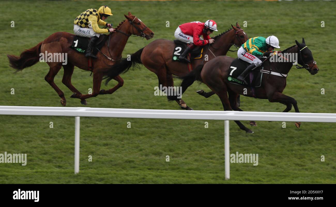 My Tent or Yours ridden by Barry Geraghty gets up to beat The New One ridden by Sam Twiston-Davies in the Unibet International Hurdle Race during day two of The International meeting at Cheltenham Racecourse Stock Photo