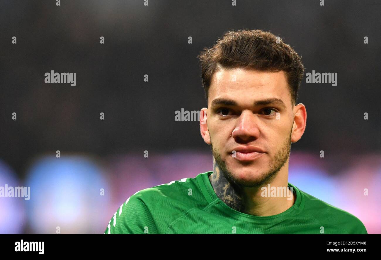 Manchester City goalkeeper Ederson Stock Photo Alamy