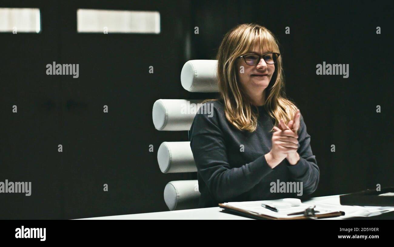 USA. Jennifer Jason Leigh in a scene from the ©Neon new film