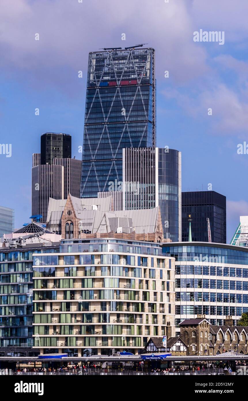 UK, London, Southwark, Financial district with Tower 42 Stock Photo