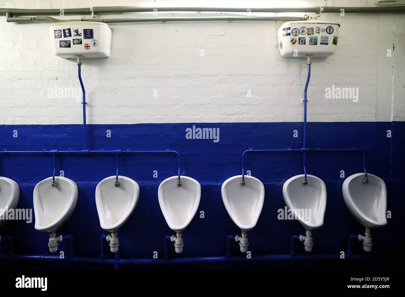 Closeup White Urinals Mens Bathroom Design Stock Photo 727942459