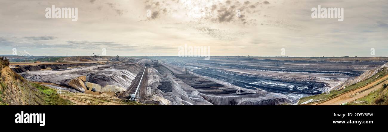 Germany, North Rhine-Westphalia, Grevenbroich, Garzweiler surface mine, Panorama Stock Photo