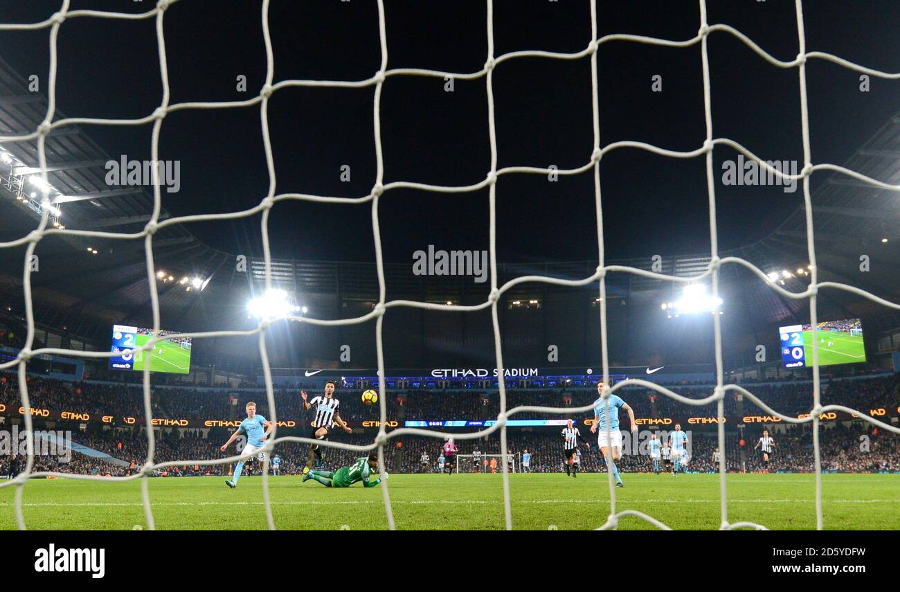 Page 7 Soccer Goal Netting High Resolution Stock Photography And Images Alamy