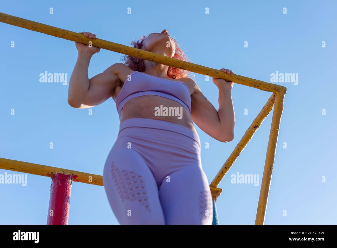 Girl pull up exercise hi-res stock photography and images - Page 3 - Alamy