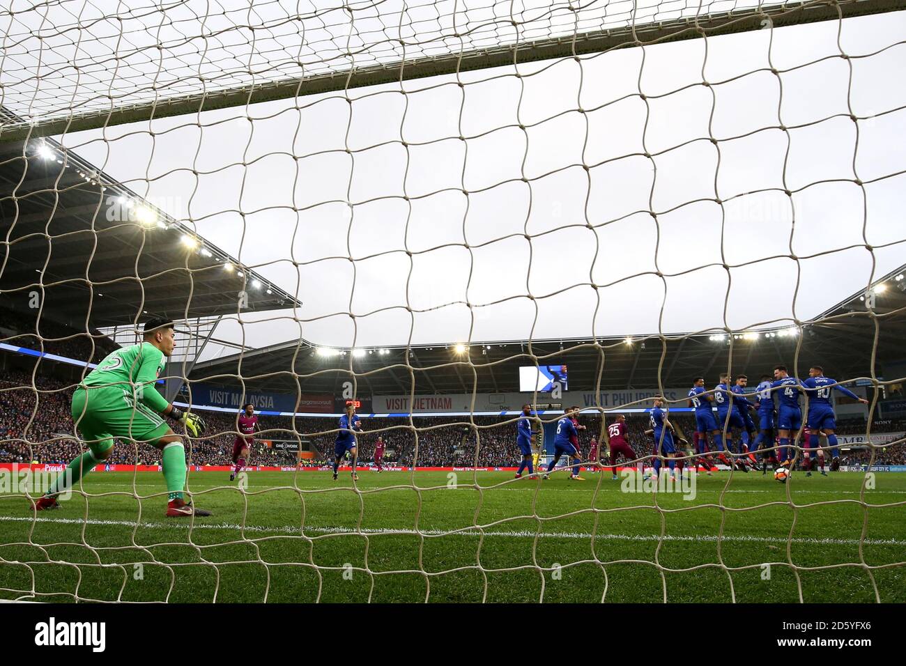 Manchester City's Kevin De Bruyne scores his side's first goal of the