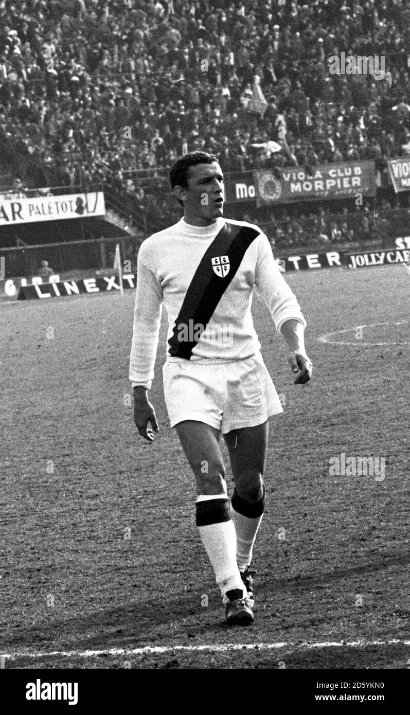 Gigi Riva è morto: l'Italia del calcio piange la sua leggenda
