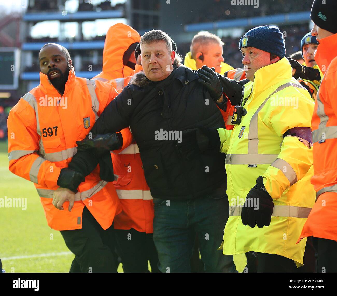 All 94+ Images york city pitch invader goal did it stand Updated