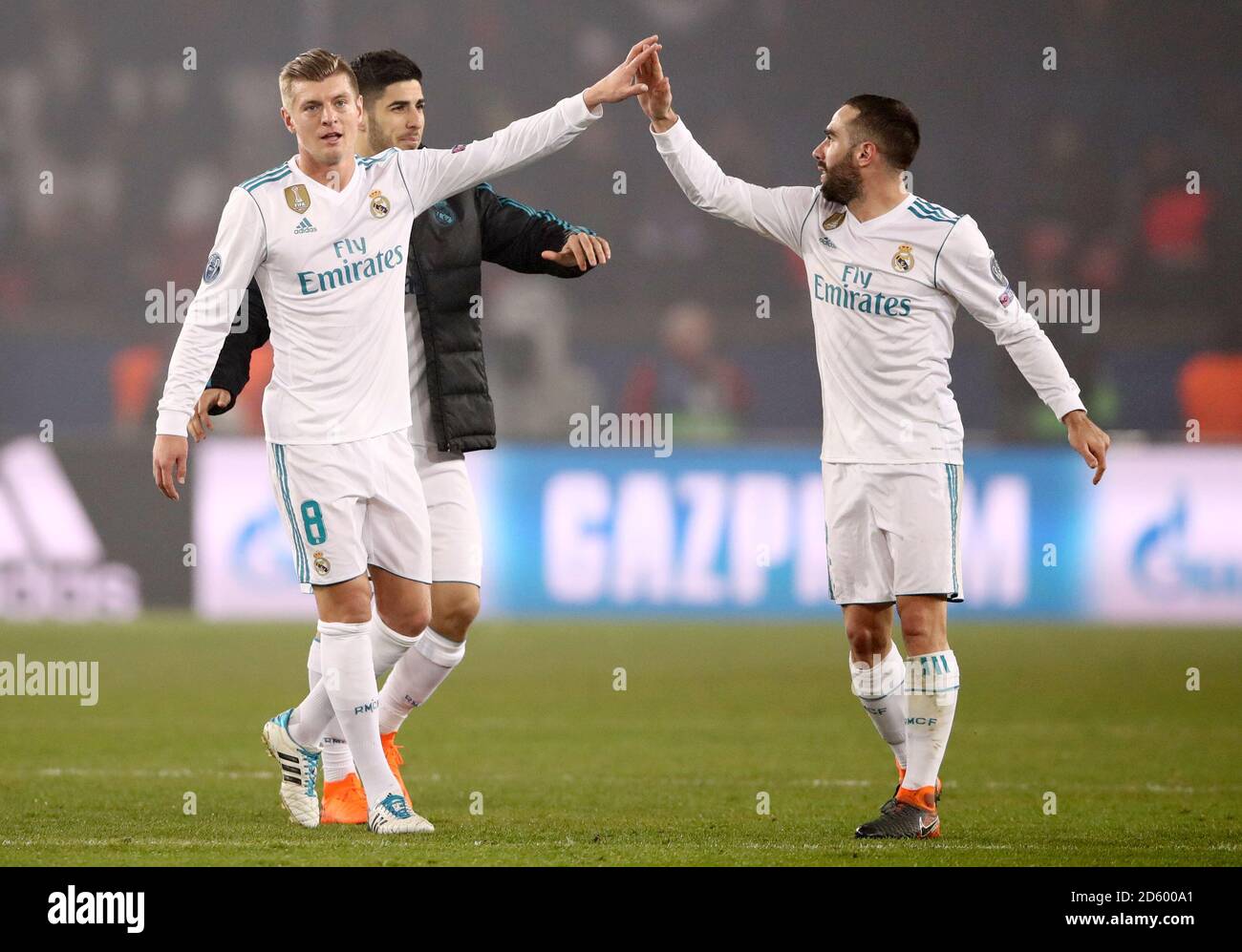 Real Madrid's Toni Kroos (left) And Dani Carvajal Celebrate Winning 2-1 