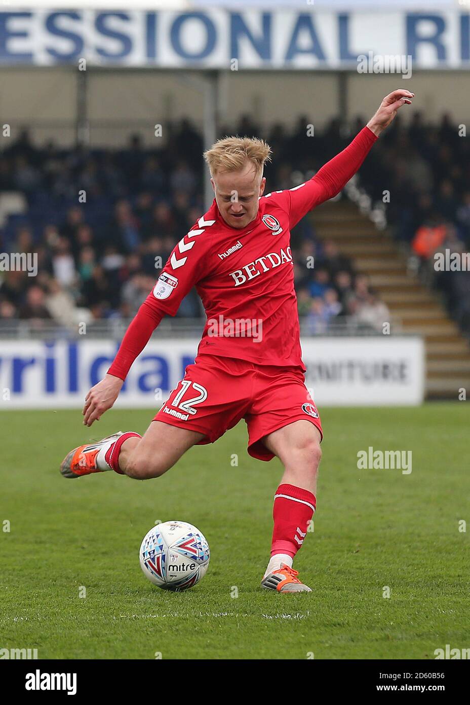 Charlton Athletic's Ben Reeves on the ball Stock Photo - Alamy