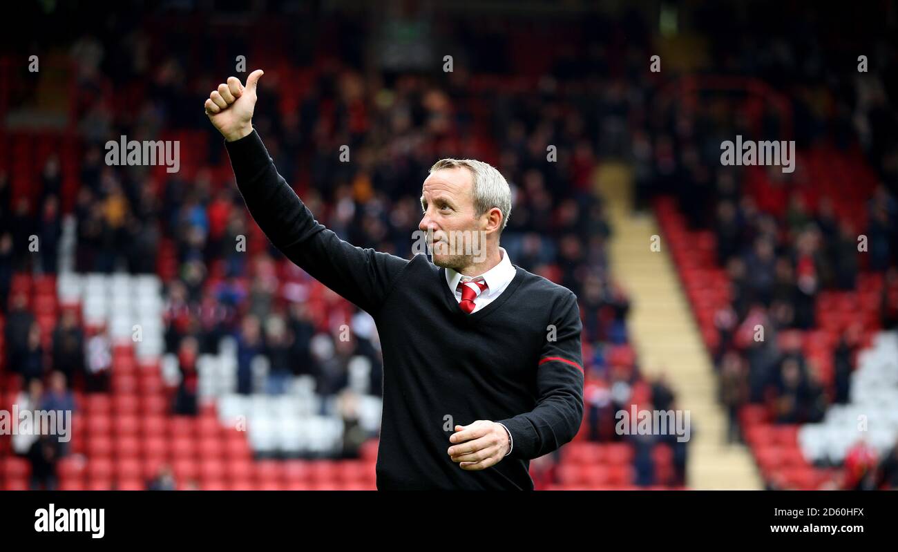 Charlton Athletic manager Lee Bowyer applauds the fans at full time ...