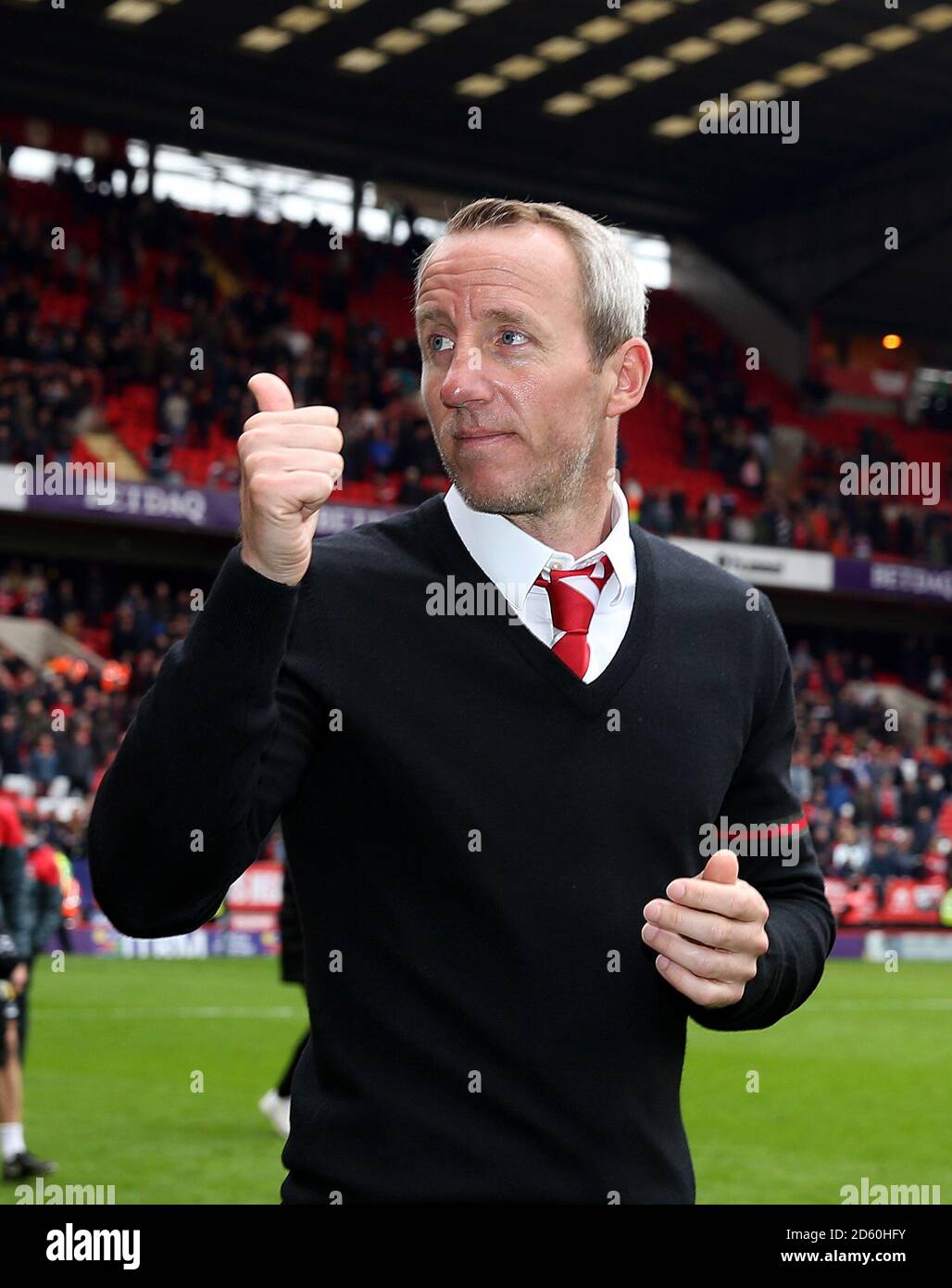 Charlton Athletic manager Lee Bowyer applauds the fans at full time ...