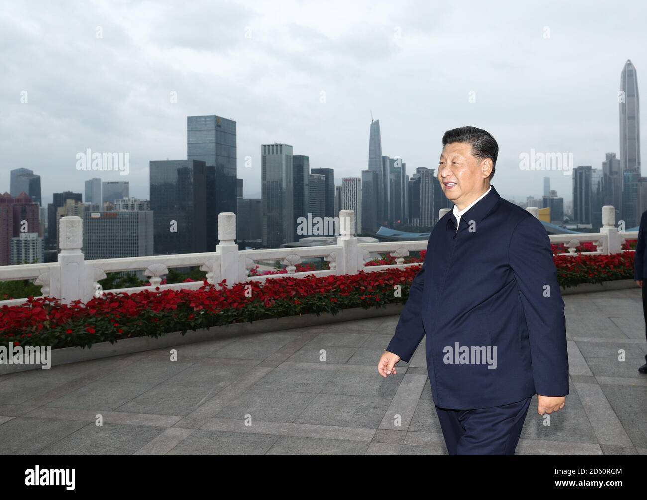 Shenzhen, China's Guangdong Province. 14th Oct, 2020. Chinese President Xi Jinping, also general secretary of the Communist Party of China Central Committee and chairman of the Central Military Commission, views the city from Lianhuashan Park in Shenzhen, south China's Guangdong Province, Oct. 14, 2020. Xi attended a grand gathering held to celebrate the 40th anniversary of the establishment of the Shenzhen Special Economic Zone and delivered an important speech on Wednesday. Credit: Ju Peng/Xinhua/Alamy Live News Stock Photo