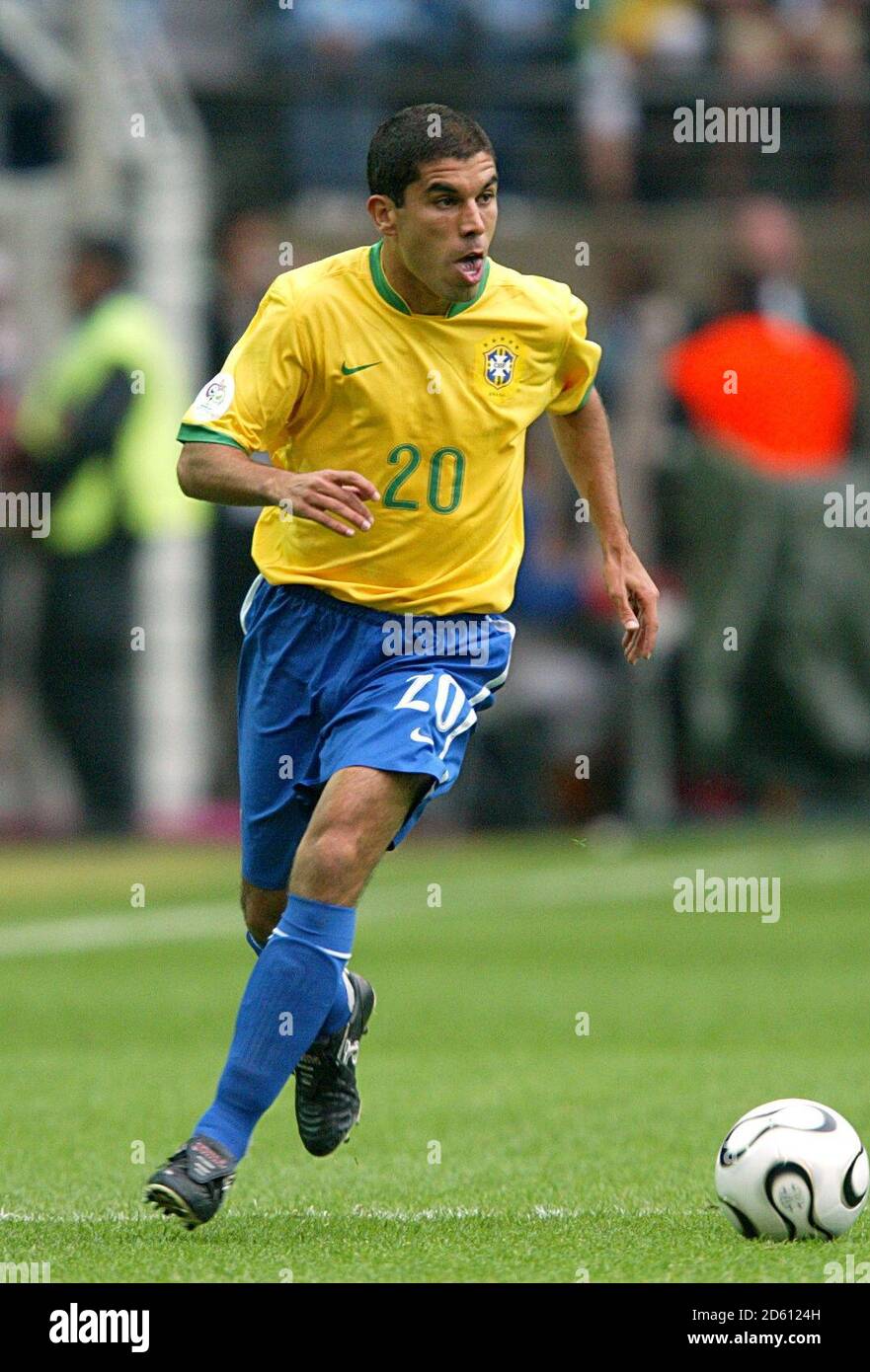 Ricardinho High Resolution Stock Photography And Images Alamy