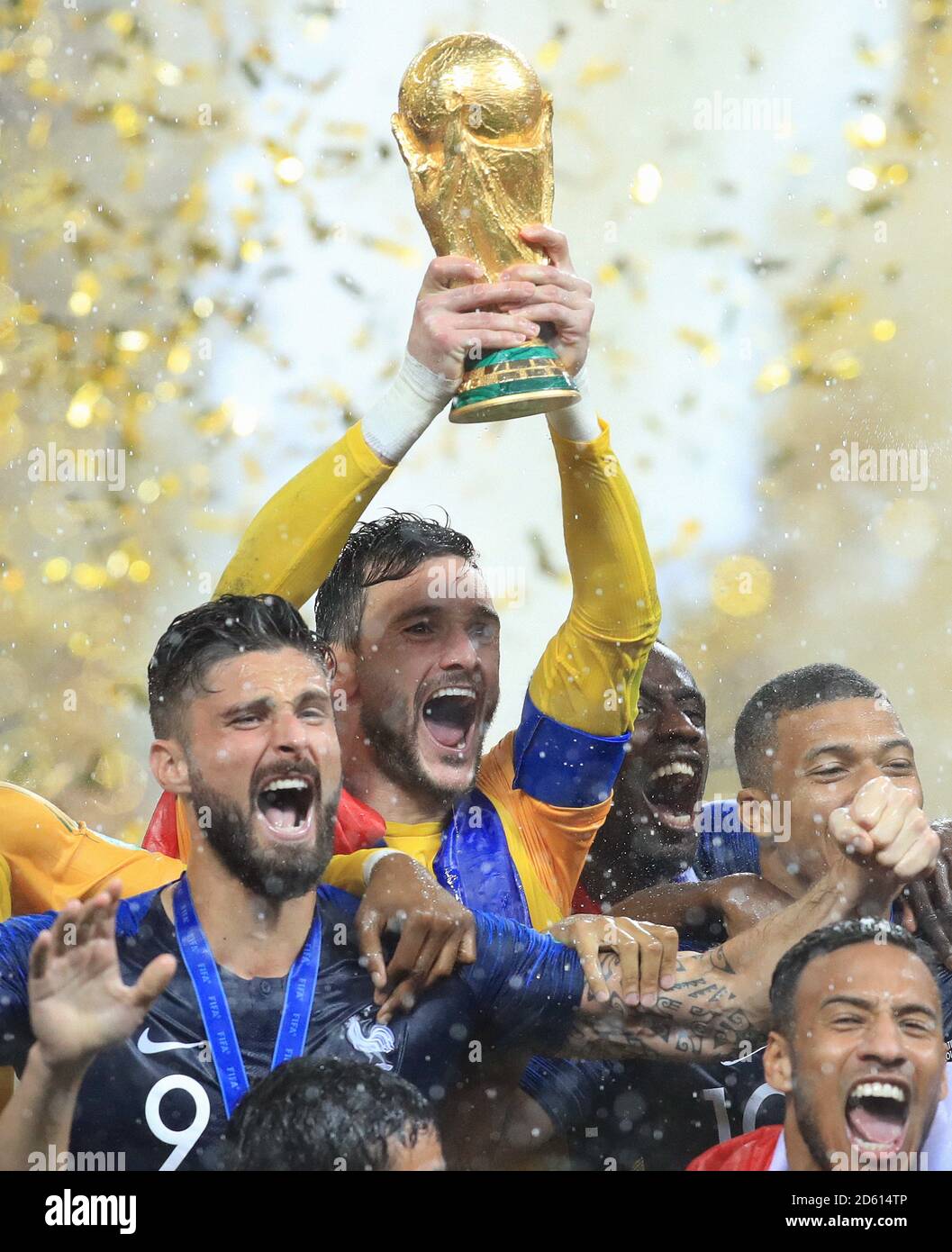France goalkeeper Hugo Lloris lifts the trophy with his team-mates after the FIFA World Cup 2018 final at the Luzhniki Stadium in Moscow, 15th July 2018 Stock Photo