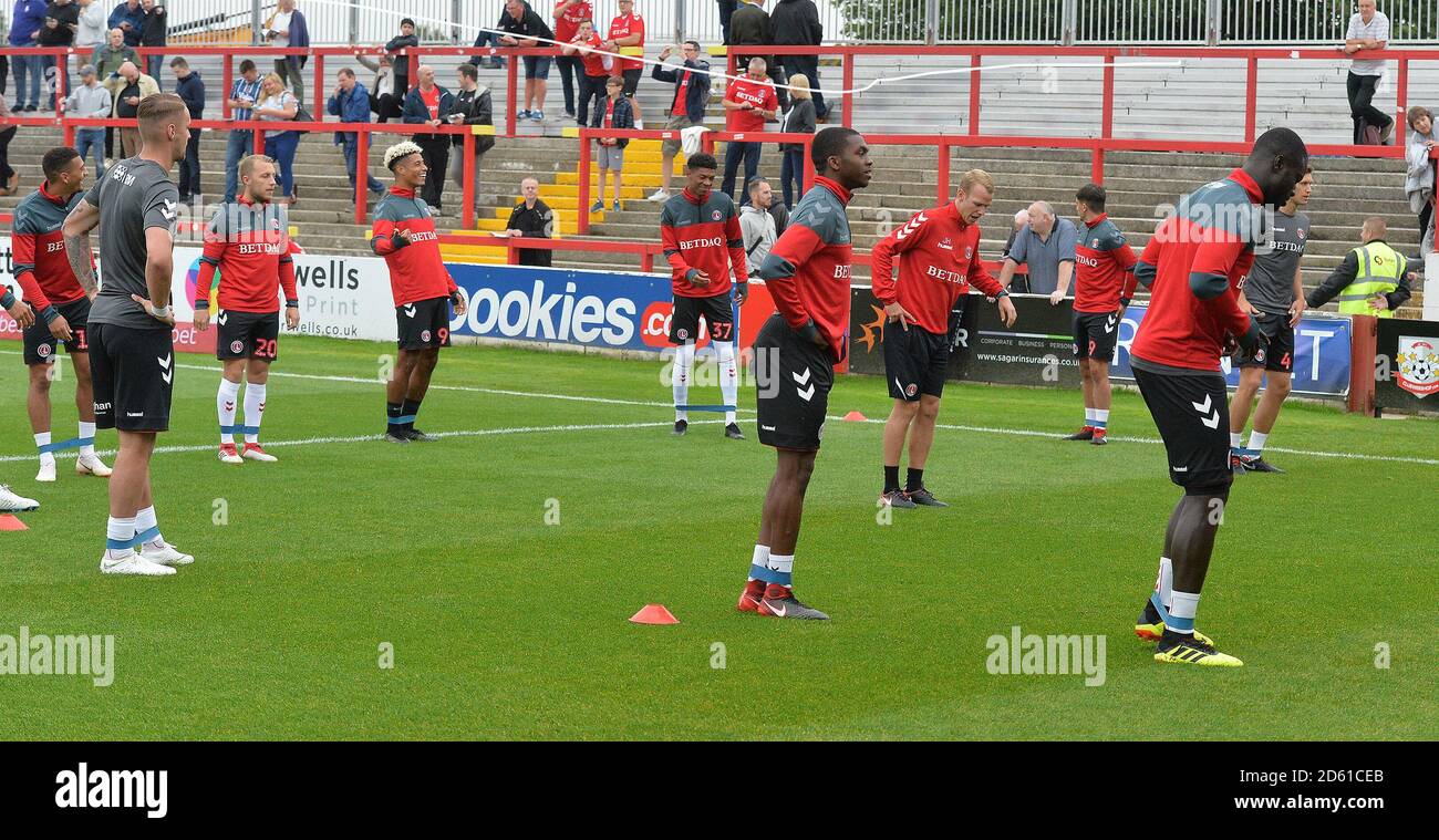 Charlton Athletic players warm up ahead of the match  Stock Photo