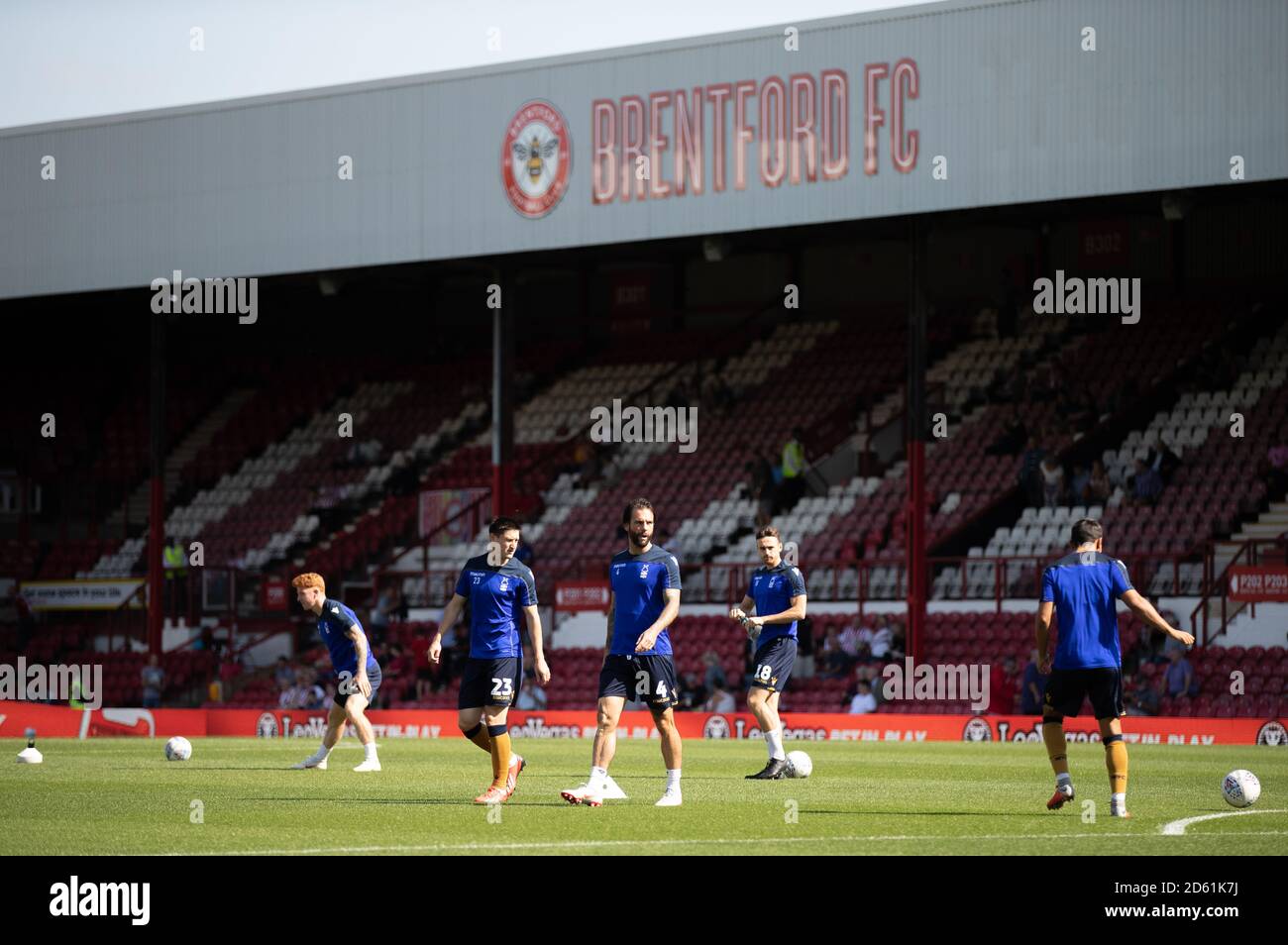 Nottingham Forest players warm up before the Brentford's and Nottingham Forest's Stock Photo