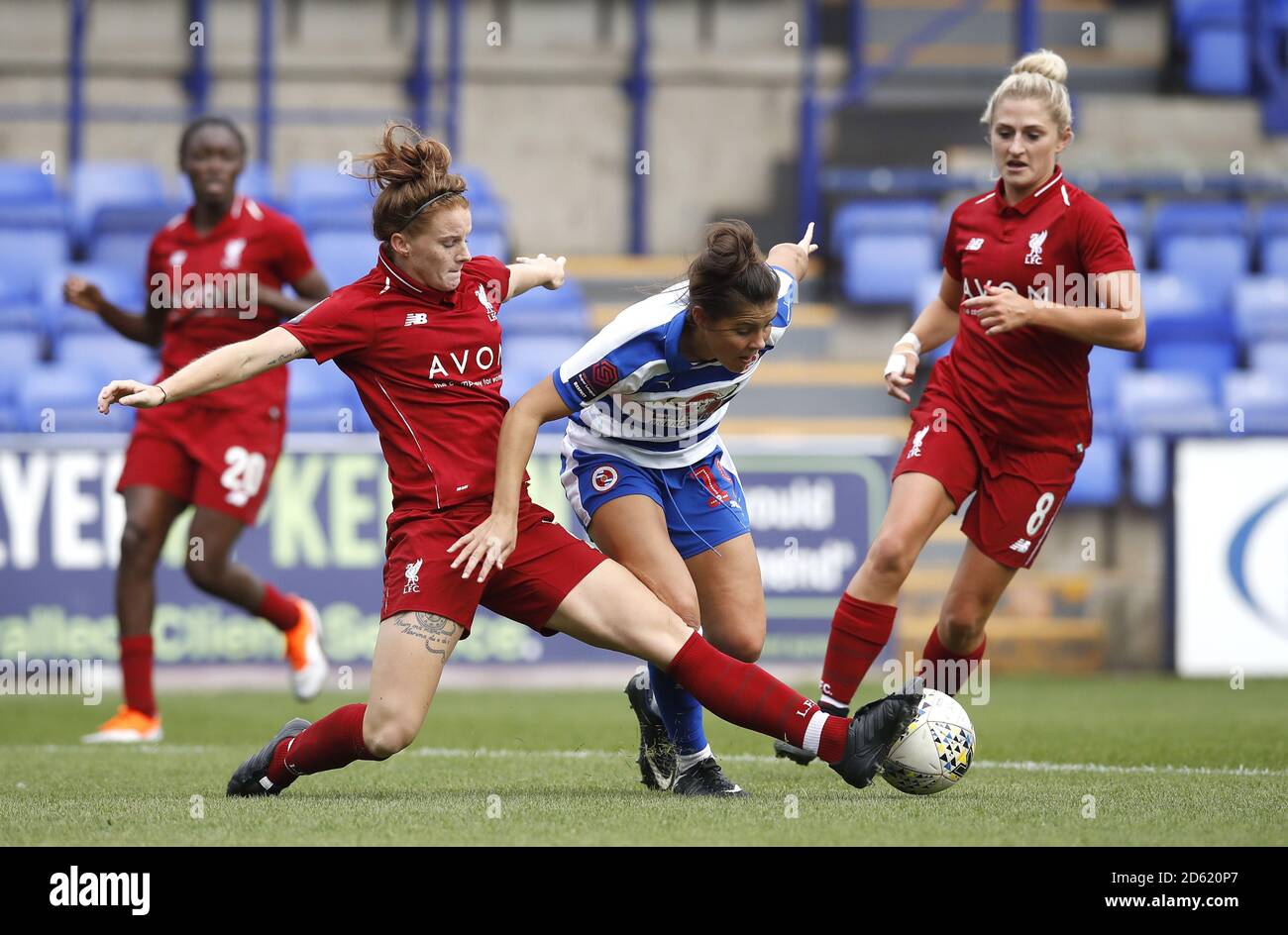 Reading Women's Brooke Chaplen battles for the ball with Liverpool Women's Jasmine Matthews (left) and Laura Coombs (right) Stock Photo