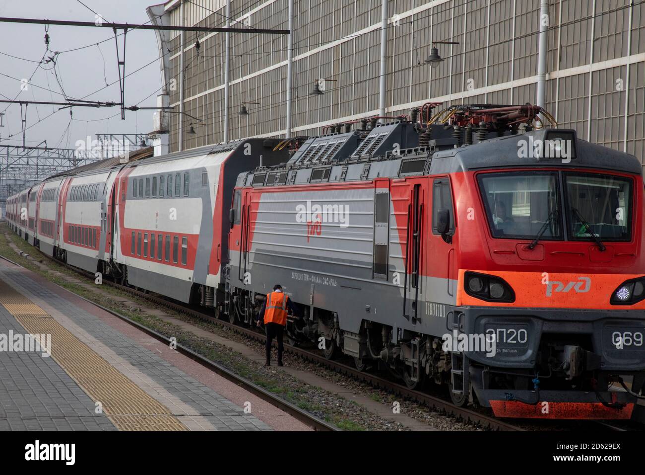 Train rzd hi-res stock photography and images - Alamy