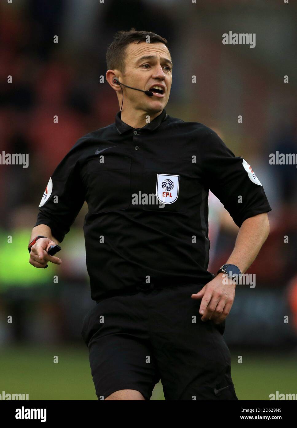 Referee Tony Harrington Stock Photo - Alamy