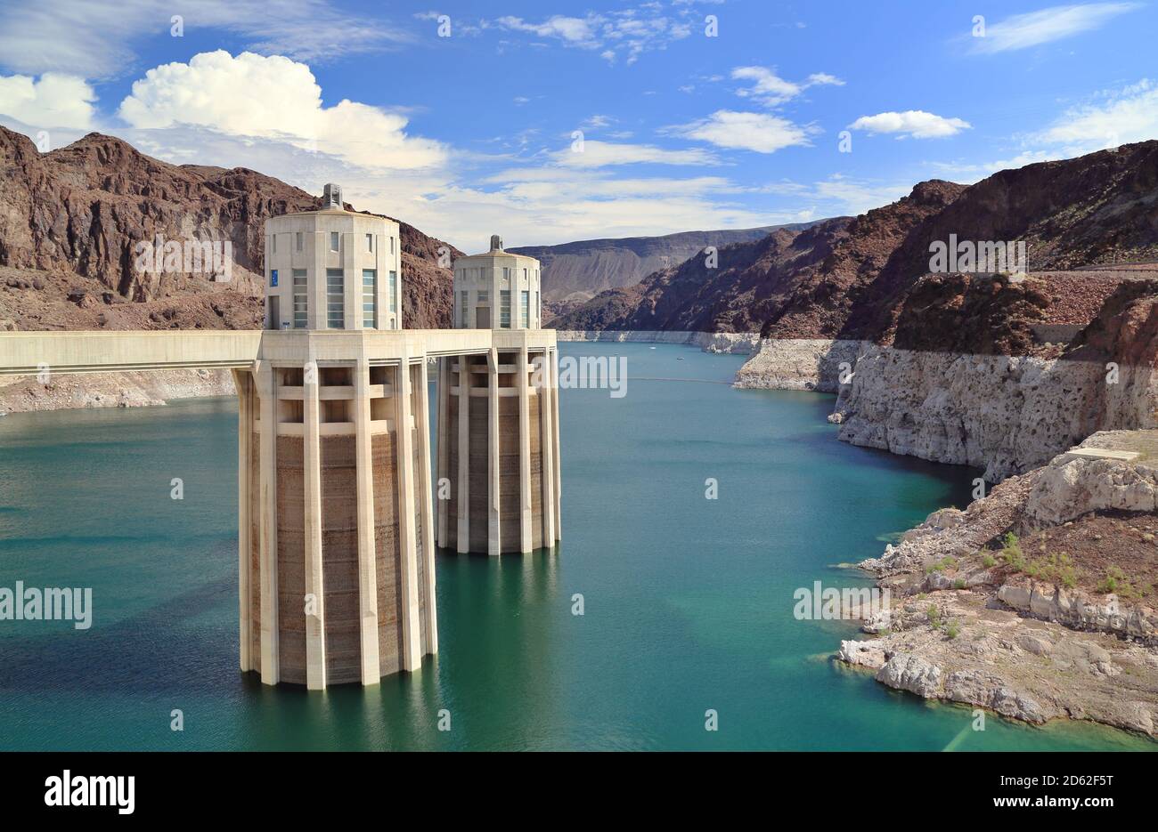 Hoover Dam and Intake Tower Stock Photo Alamy