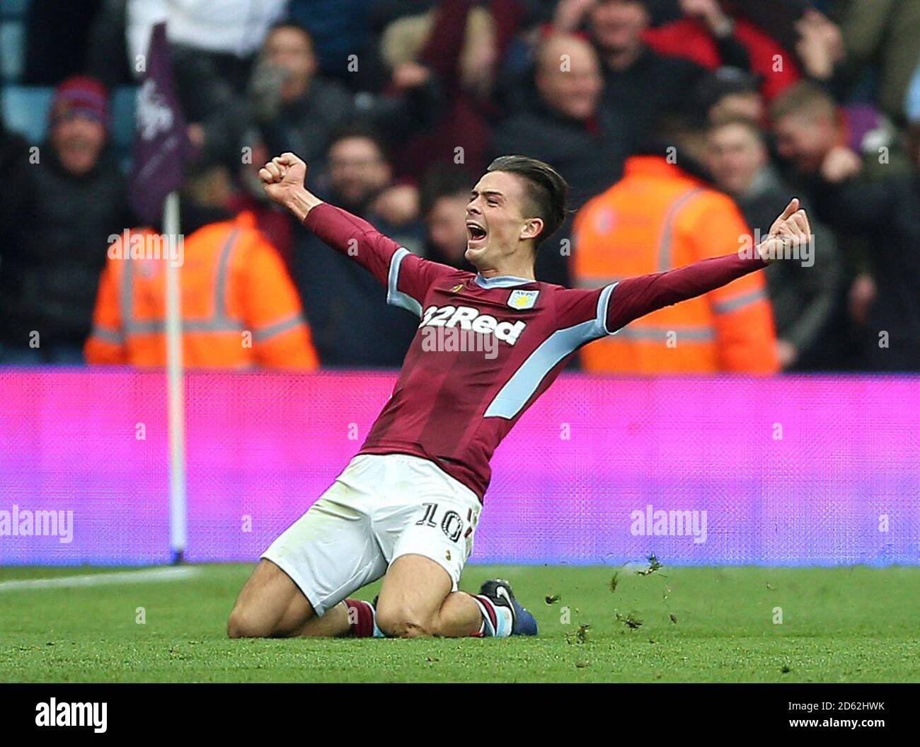 Jack grealish scoring hi-res stock photography and images - Alamy