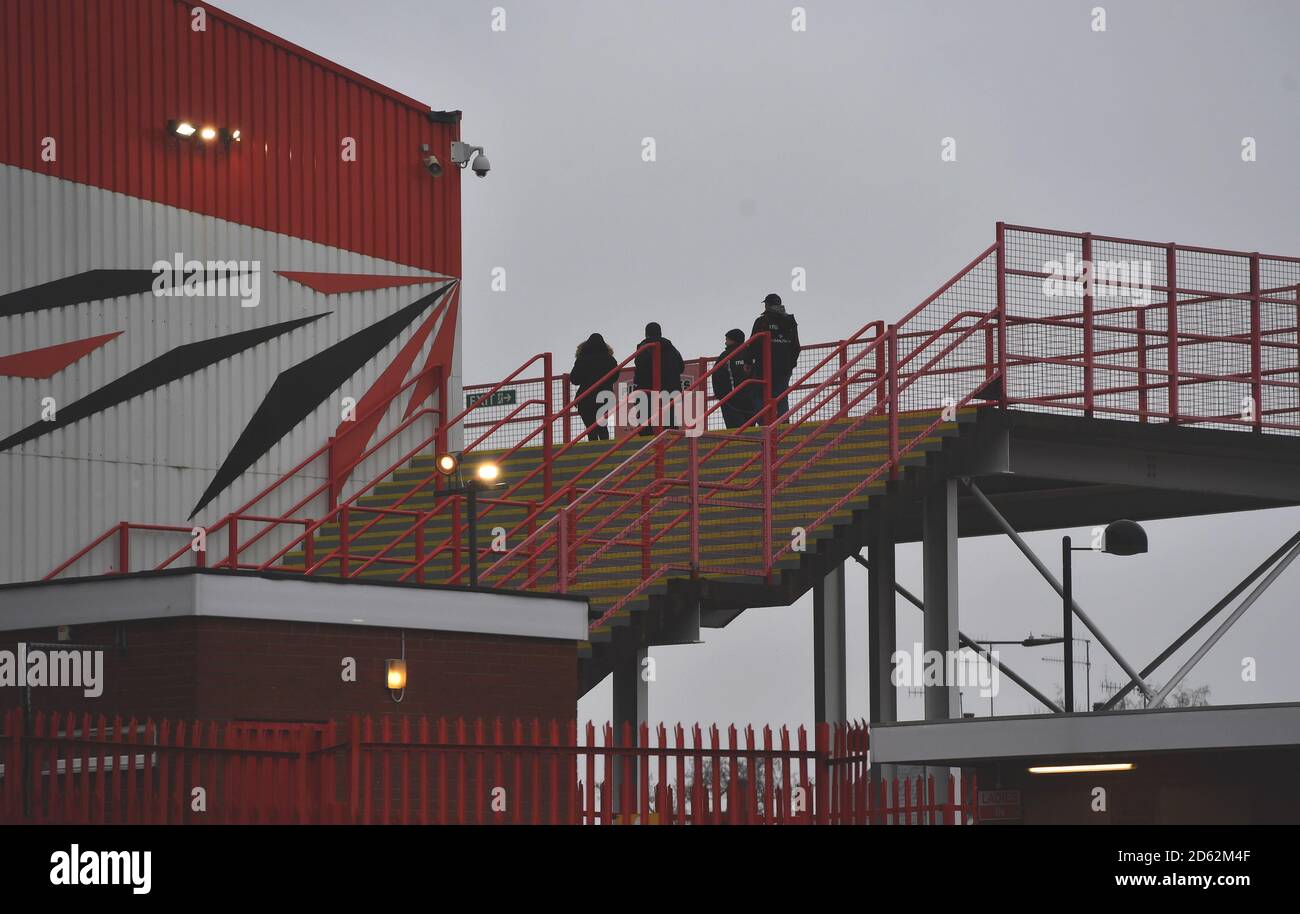 Fans arrive at Bramhall Lane Stock Photo Alamy