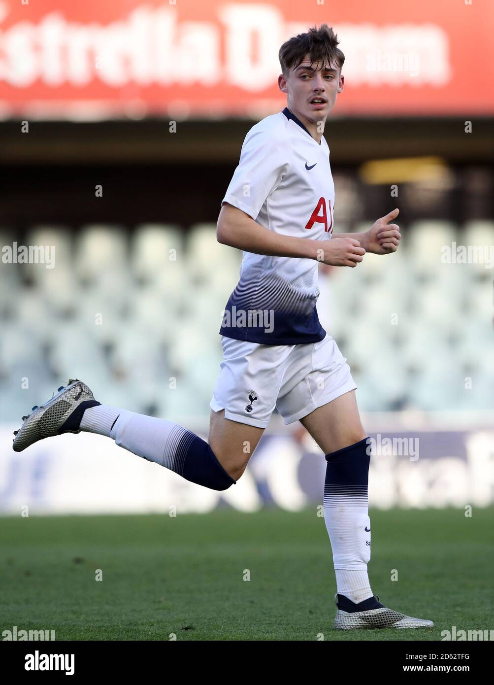 Vozdovac Stadium, Belgrade, Serbia. 6th Nov, 2019. UEFA Under 19 UEFA Youth  league football, FK Crvena Zvezda under 19s versus Tottenham Hotspur under  19s; The players of Tottenham Hotspur line-up Credit: Action