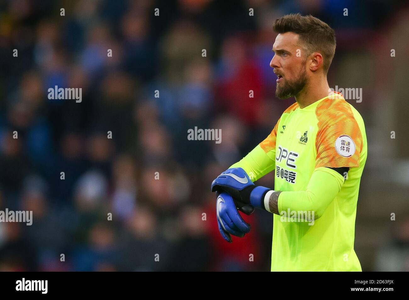 Huddersfield Town Goalkeeper Ben Hamer High Resolution Stock Photography and Images Alamy