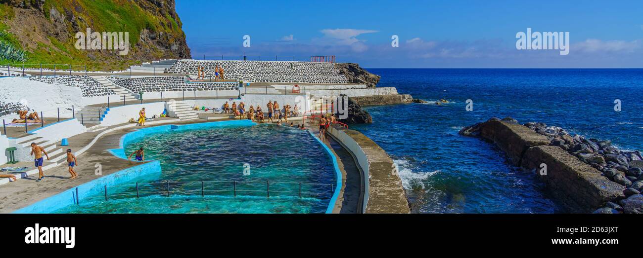 Piscina Natural Da Boca De Ribeira, Nordeste, Sao Miguel Atlantic Ocean