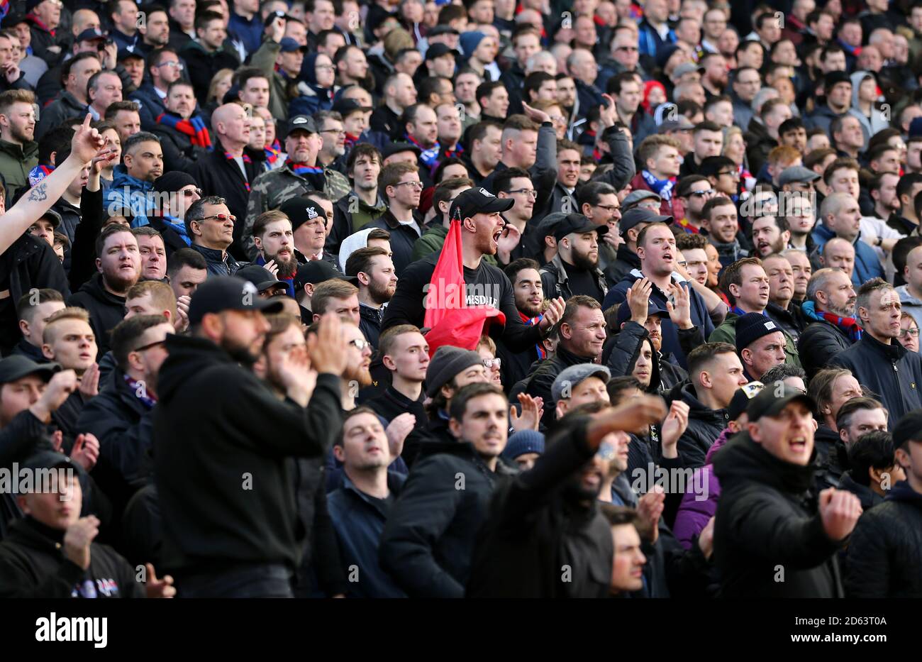 Crystal palace palace fans during the game hi-res stock photography and ...