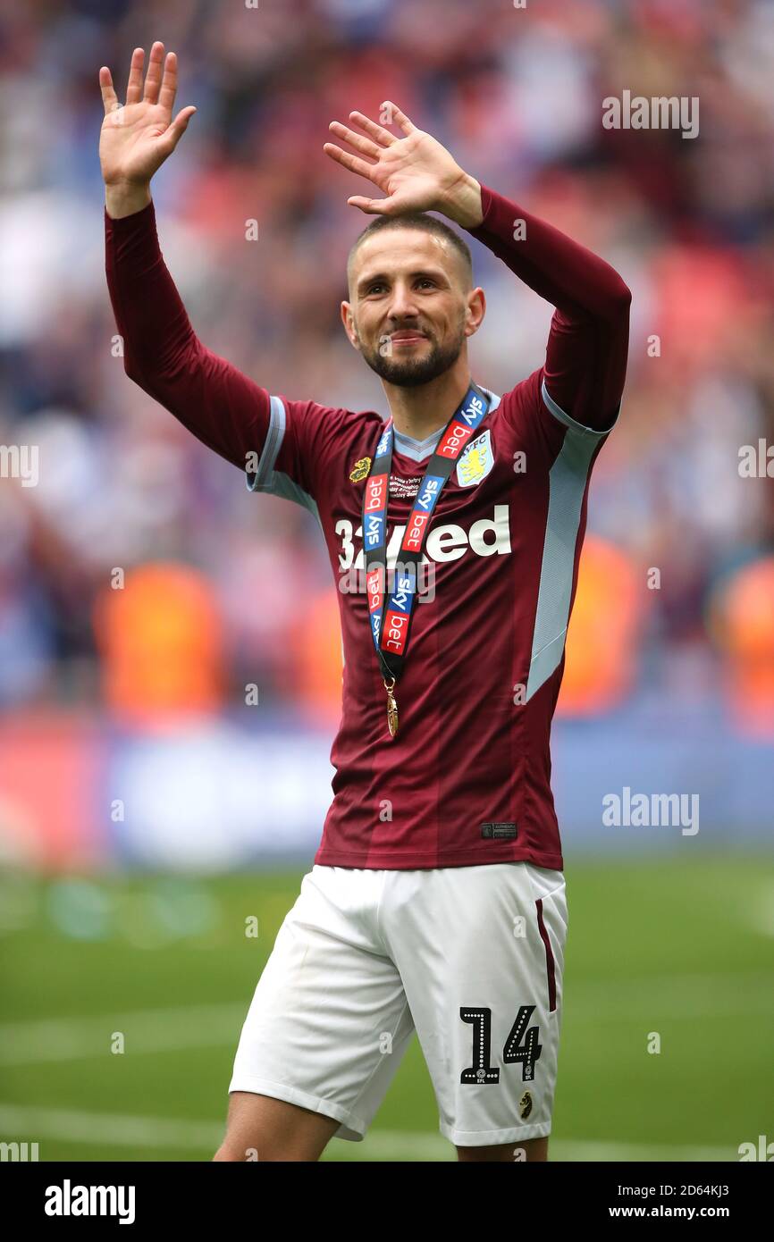 Aston Villa's Conor Hourihane celebrates after the final whistle Stock