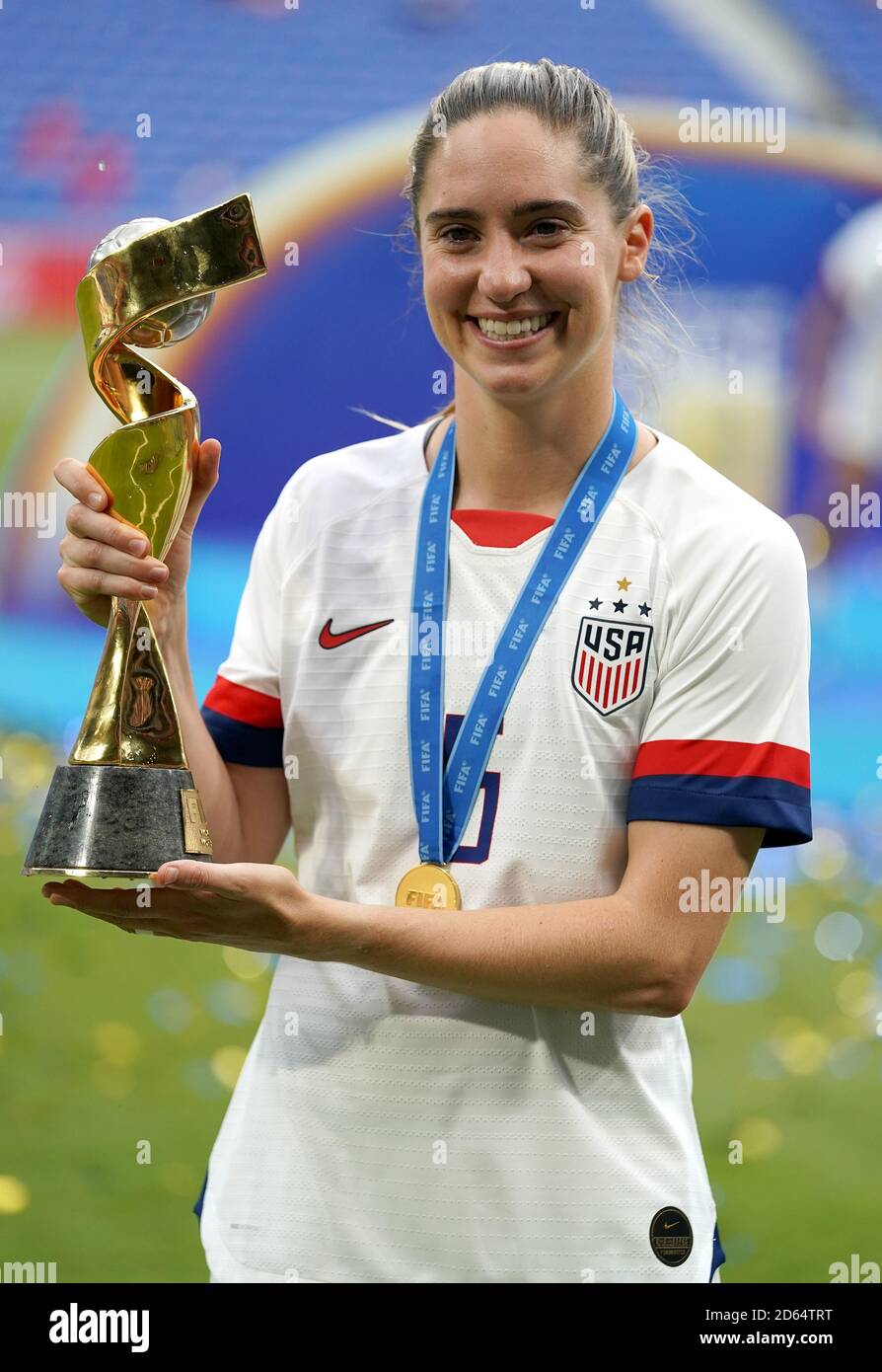 Fifa women world cup trophy hires stock photography and images Alamy