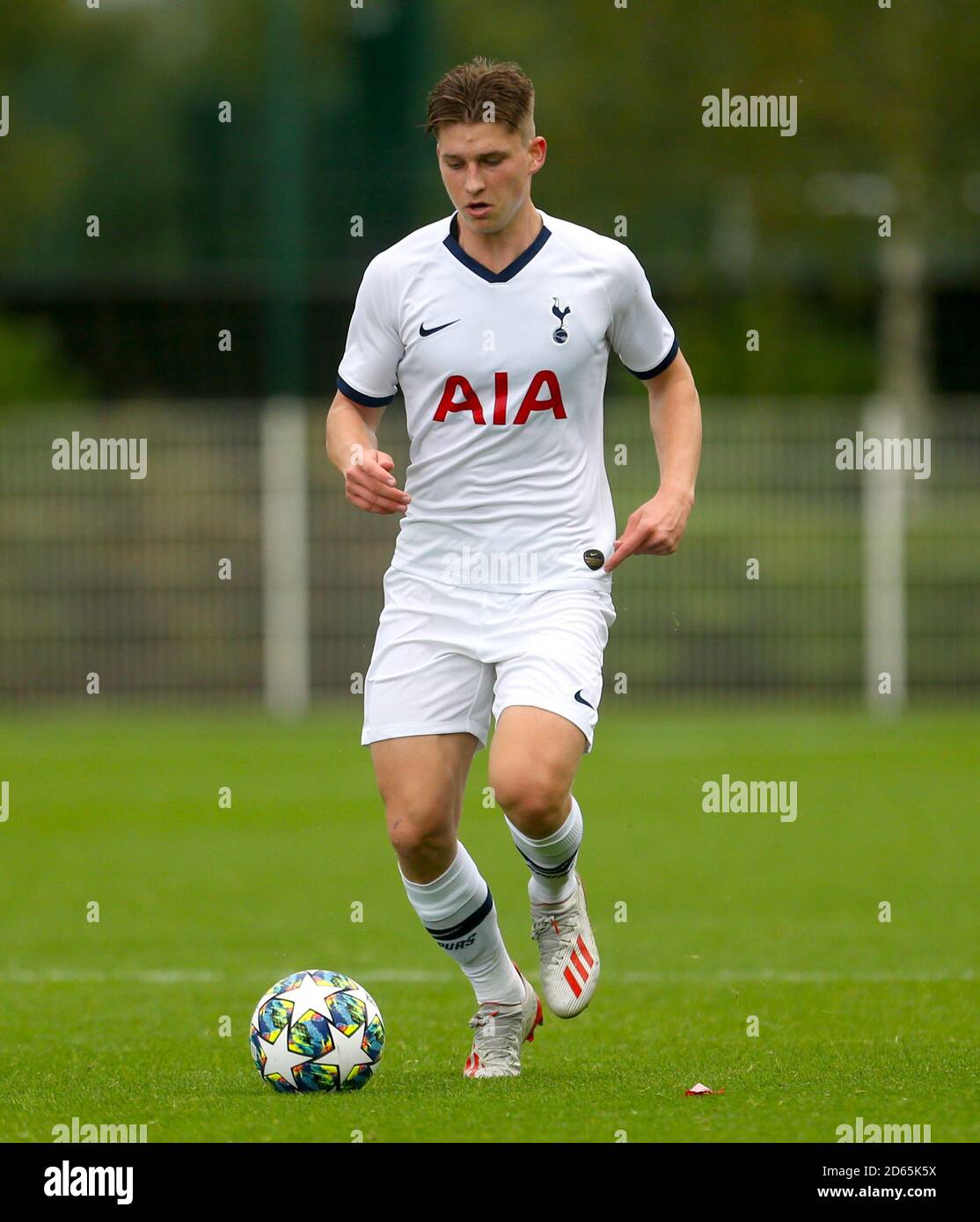 6th November 2019; Vozdovac Stadium, Belgrade, Serbia; UEFA Under 19 UEFA  Youth league football, FK Crvena Zvezda under 19s versus Tottenham Hotspur  under 19s; Dennis Cirken of Tottenham Hotspurs FC Stock Photo - Alamy