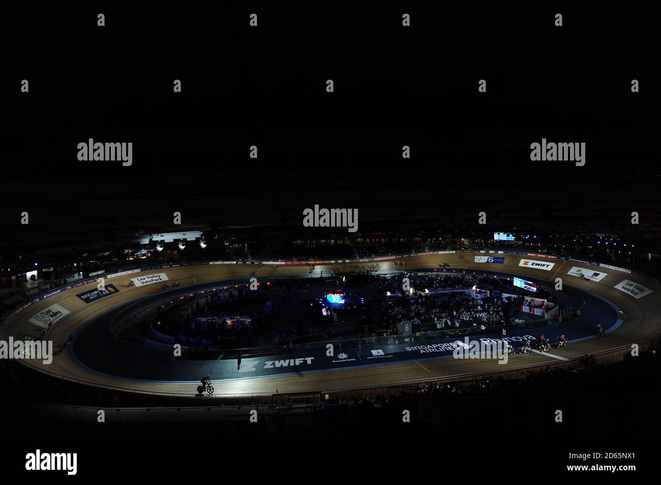 A general view during day one of the Phynova Six Day Cycling at Lee Valley VeloPark, London. Stock Photo