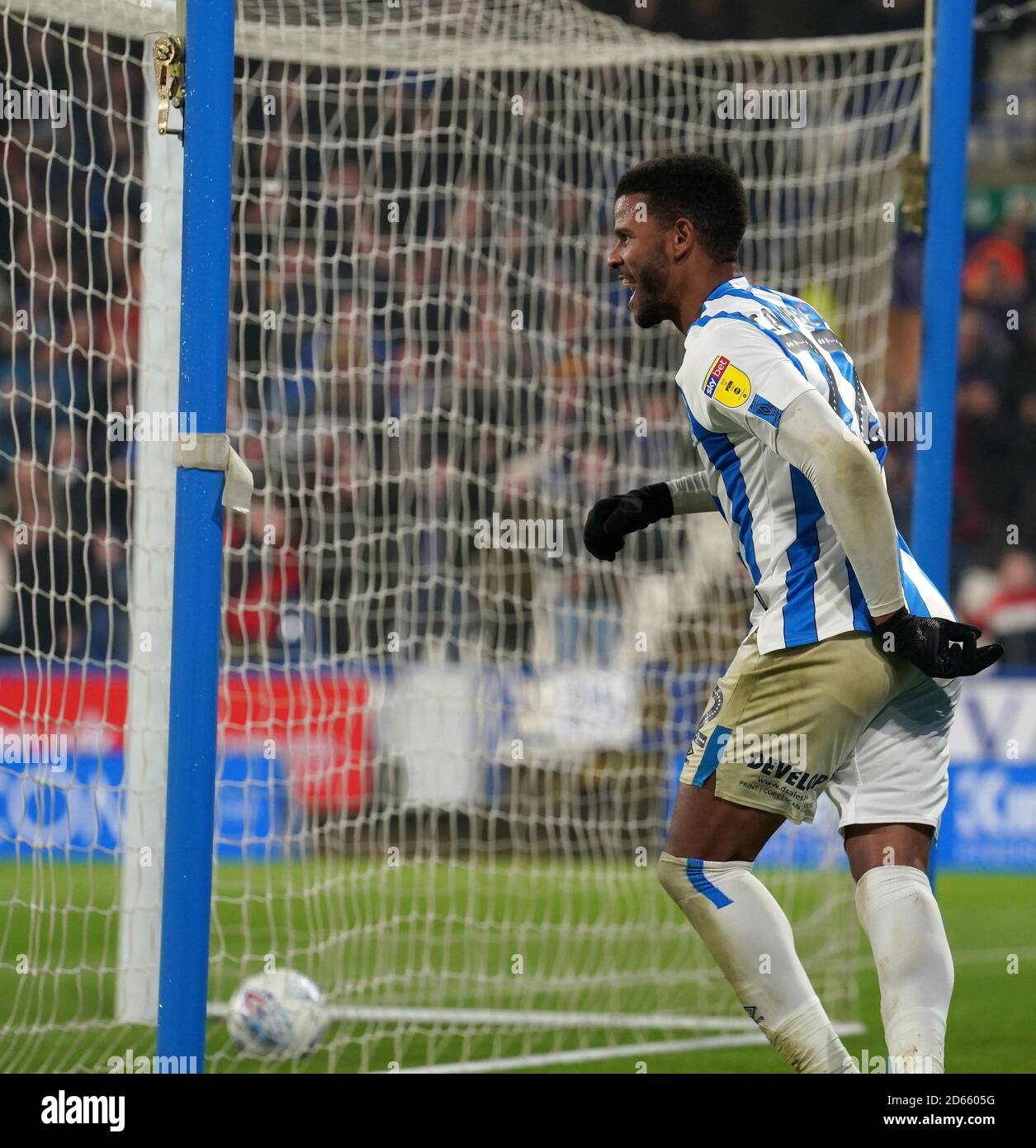 Huddersfield Town's Fraizer Campbell celebrates scoring his side's ...