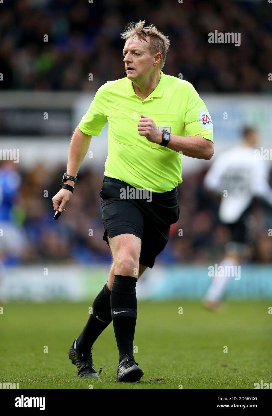 Match referee Trevor Kettle Stock Photo Alamy