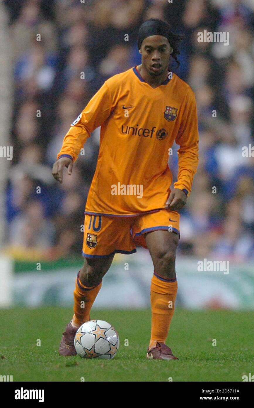 Ronaldinho hi-res stock photography and images - Page 7 - Alamy