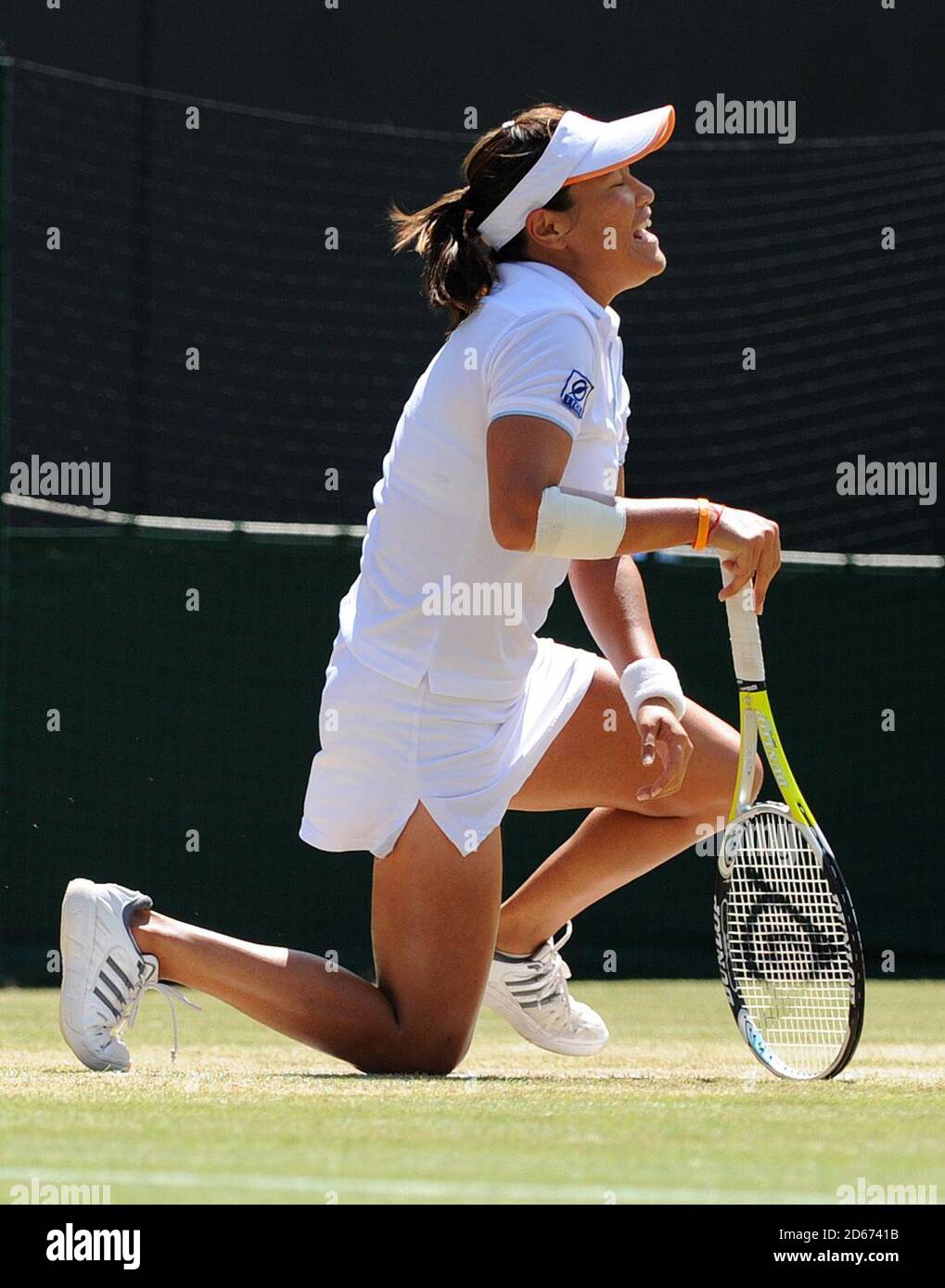 Thailand's Tamarine Tanasugarn reacts during her match against USA's Venus Williams Stock Photo