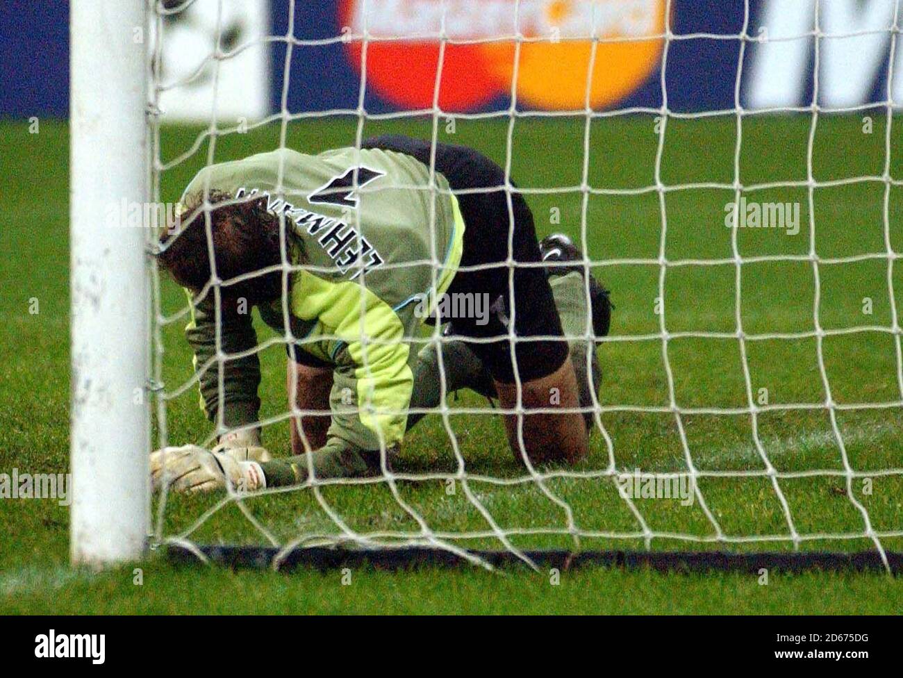 Arsenal's goalkeeper Jens Lehmann is dejected after the equalising goal scored by Inter Milan's Christian Vieri Stock Photo