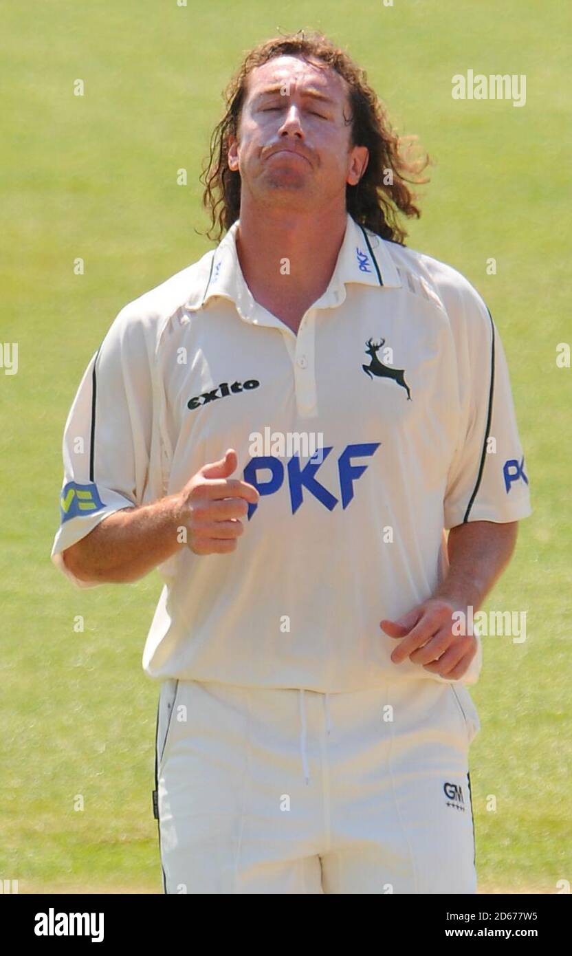 Nottinghamshire's Ryan Sidebottom shows his frustration as he fails to take a wicket during the first two sessions of the day Stock Photo