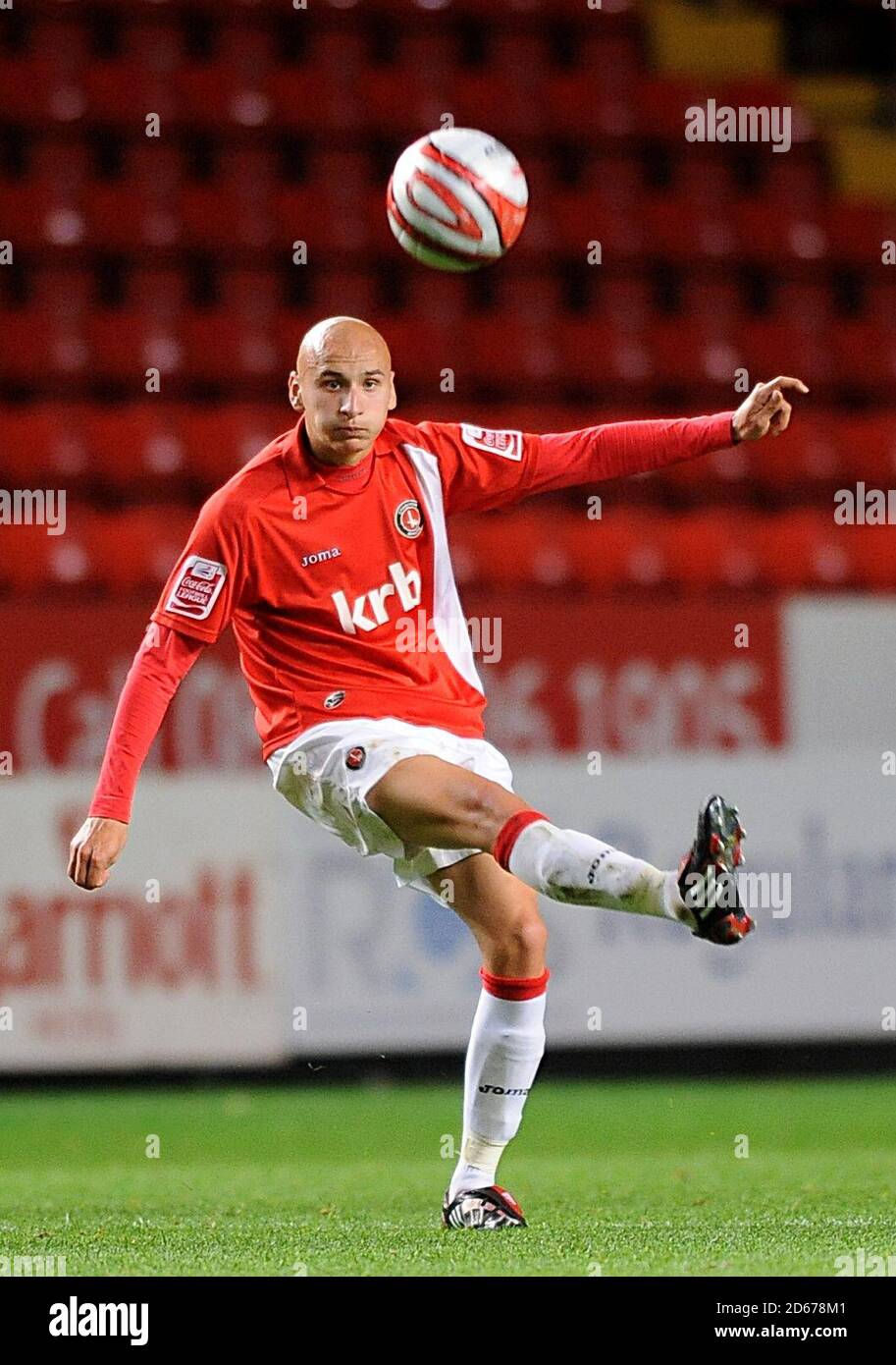 Jonjo Shelvey Charlton Athletic Stock Photo Alamy