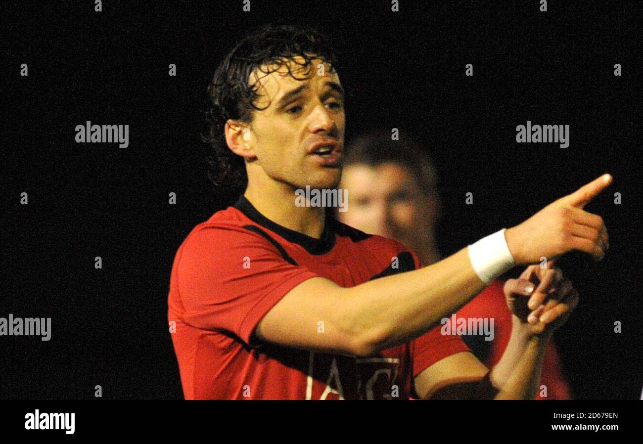 Manchester United's Owen Hargreaves makes his return from injury for the reserves against Burnley Stock Photo