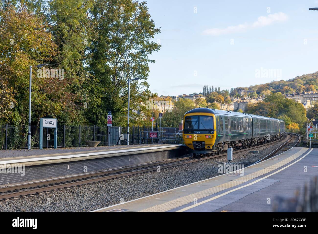 Great Western Railway train 166214 departing Bath Spa Railway Stock ...